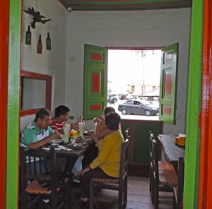 Parrilla y Vinos Juan Esteban 